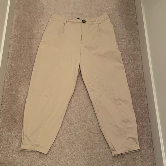 Size Large Zara Baggy Khakis - Picture 1 of 5
